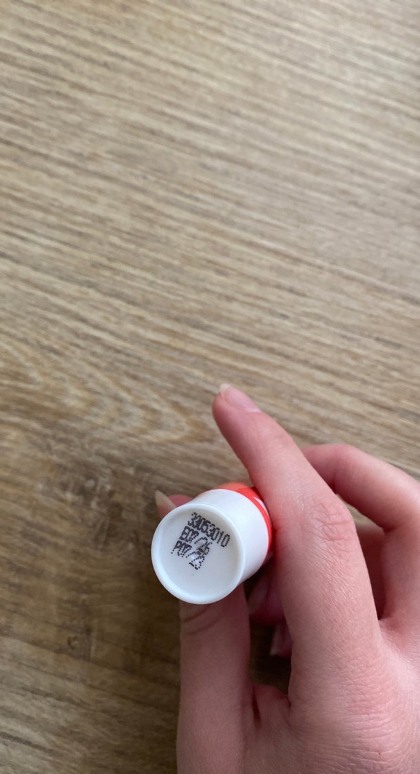 NIVEA Peach Shine Dudak Balm - Görsel 2