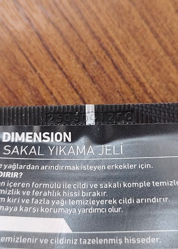 Nivea Men Deep Dimension Yüz & Sakal Yıkama Jeli - Görsel 3