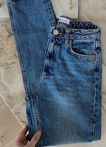 Zara jeans