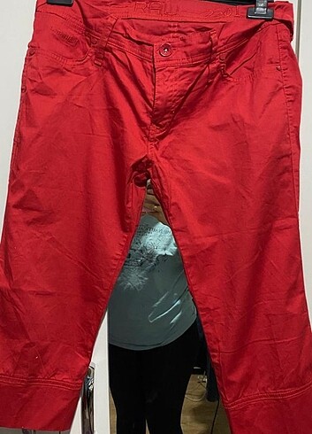 42 Beden kırmızı Renk Bayan Kapri pantolon 
