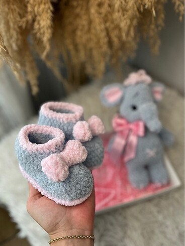 Diğer Amigurumi fil +bebek patik özel