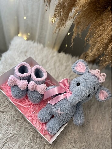 Amigurumi fil +bebek patik özel