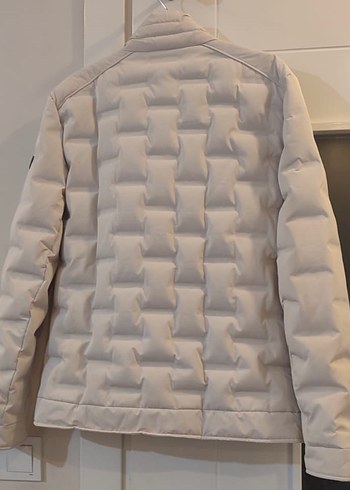 Sıfır Ayarında Az Kullanılmış Erkek Mont - Görsel 3