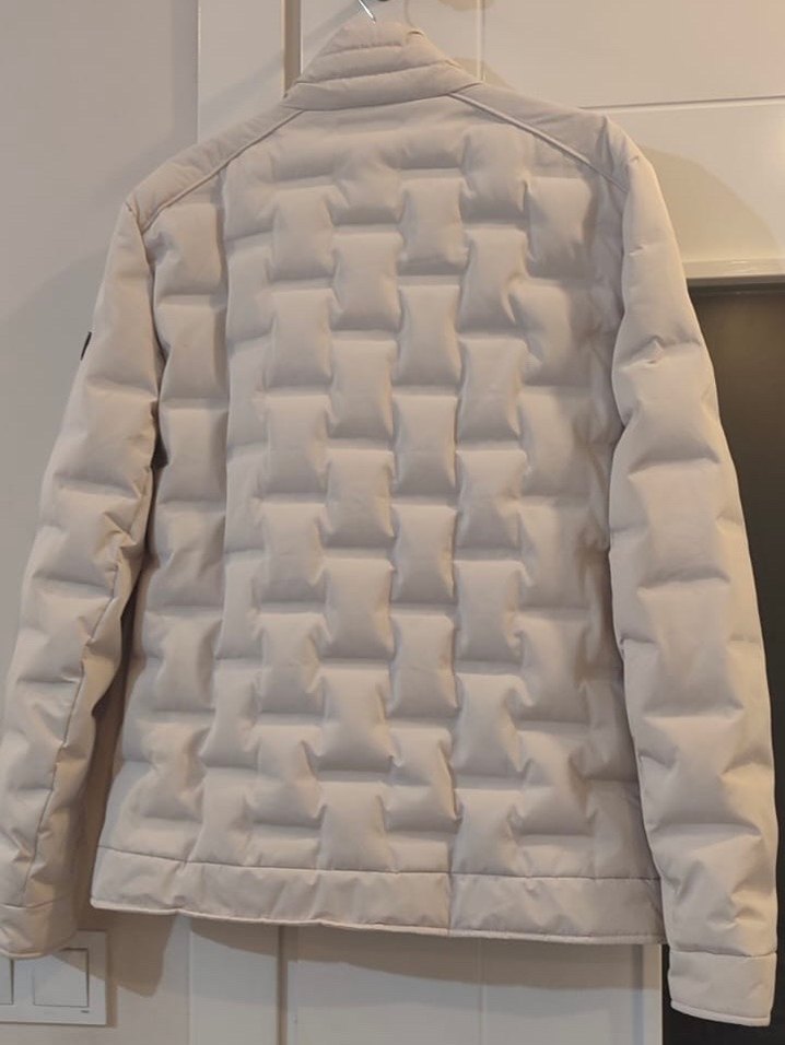 Sıfır Ayarında Az Kullanılmış Erkek Mont - Görsel 3