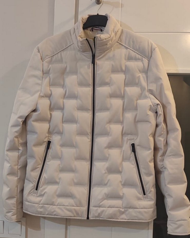 Sıfır Ayarında Az Kullanılmış Erkek Mont - Görsel 2