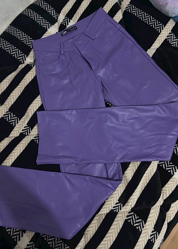 Mor Deri Kadın pantolon - ZARA - Görsel 3