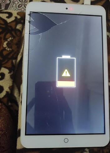 Reeder tablet dokunmatik değişecek parça niyetine satılıktır  - Görsel 2