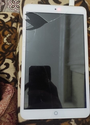 Reeder tablet dokunmatik değişecek parça niyetine satılıktır  - Görsel 3