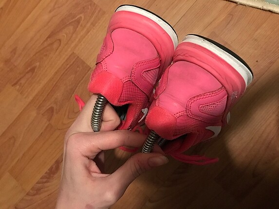 40 Beden pembe Renk Orjinal nike spor ayakkabı