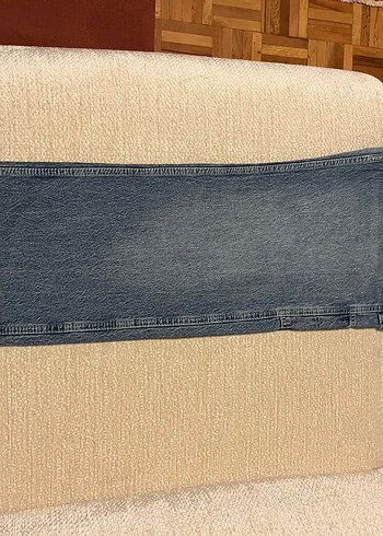 Pull and Bear Straight Fit Jean