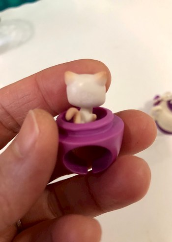 Pastel Pembe Yüzük İçinde lps mini miniş Kedi Figürü - Görsel 3