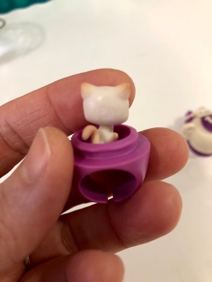 Pastel Pembe Yüzük İçinde lps mini miniş Kedi Figürü - Görsel 3