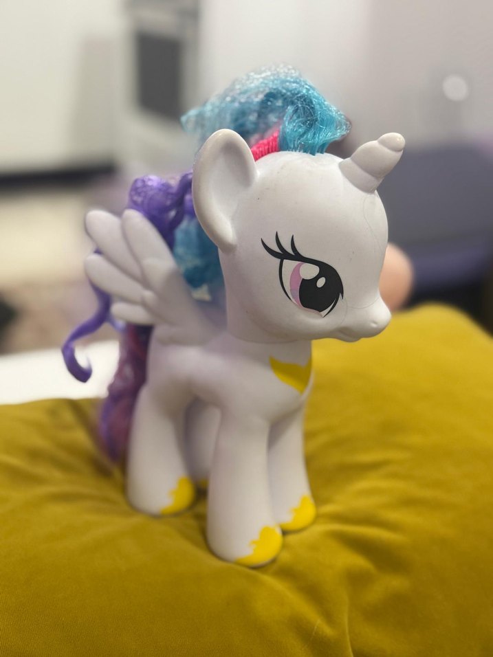 My Little Pony  Prenses Celestia  20.3 cm büyüklük - Görsel 2