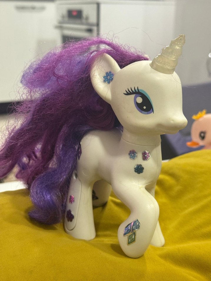 My Little Pony Isik Saçan Rarity büyük boy 20.3 cm - Görsel 2