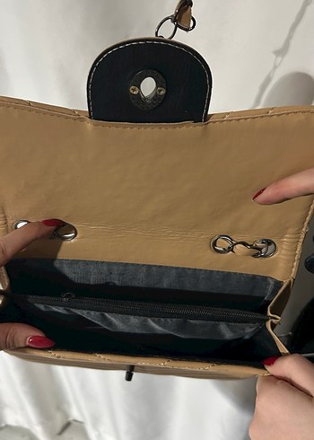 Bej Zincir Detaylı Deri Kadın Çanta - Görsel 2