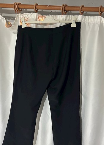 Siyah Paçası Yırtmaçlı Wide Leg Kumaş Pantolon - Görsel 3