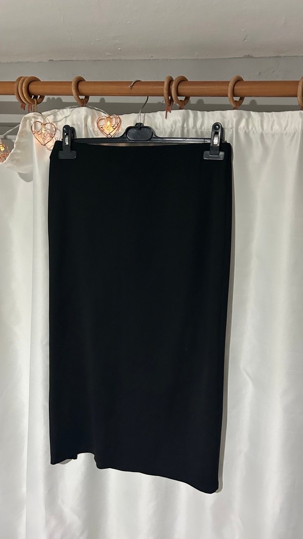 Siyah Midi Kadın Etek - Görsel 3