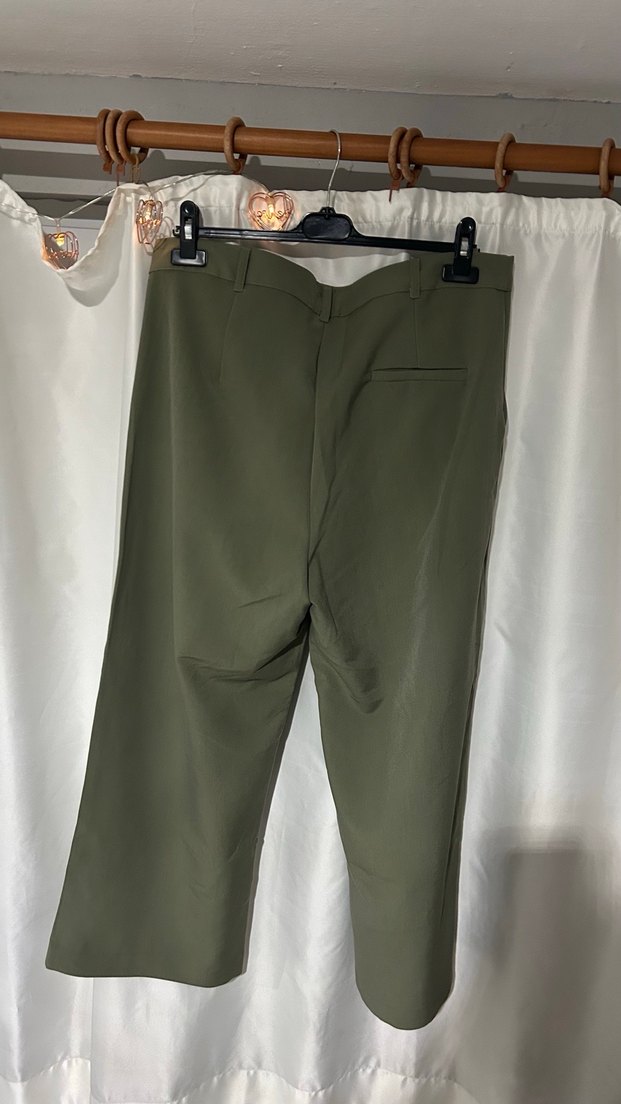 Haki Bol Kesim Kumaş Pantolon - Görsel 3