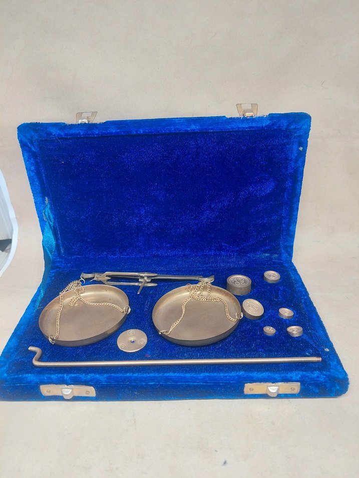 Mavi Kadife Kutulu Terazi Seti - Görsel 4