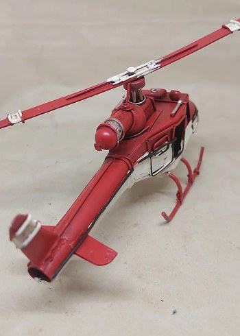 Kırmızı Metal Helikopter - Görsel 2