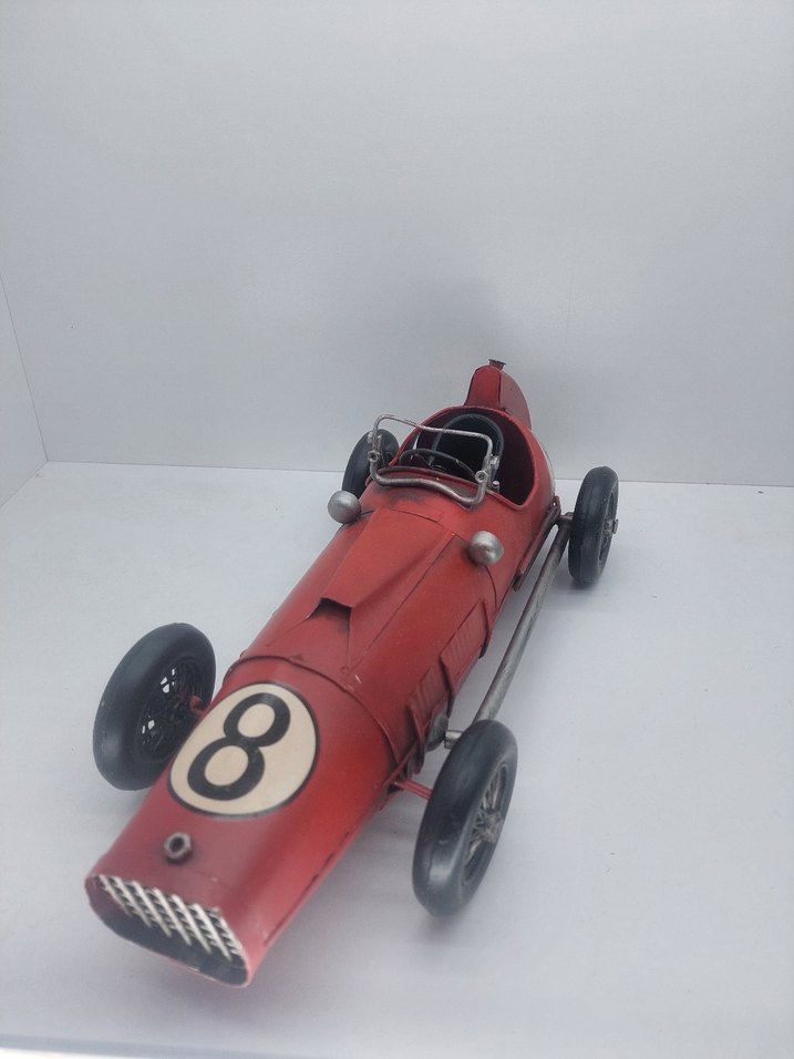 Kırmızı Nostaljik Formula Araba - Görsel 2