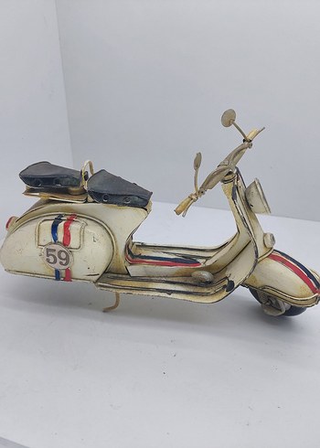 buyuk metal scooter motosiklet - Görsel 4