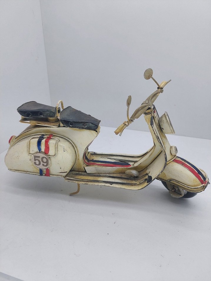 buyuk metal scooter motosiklet - Görsel 4