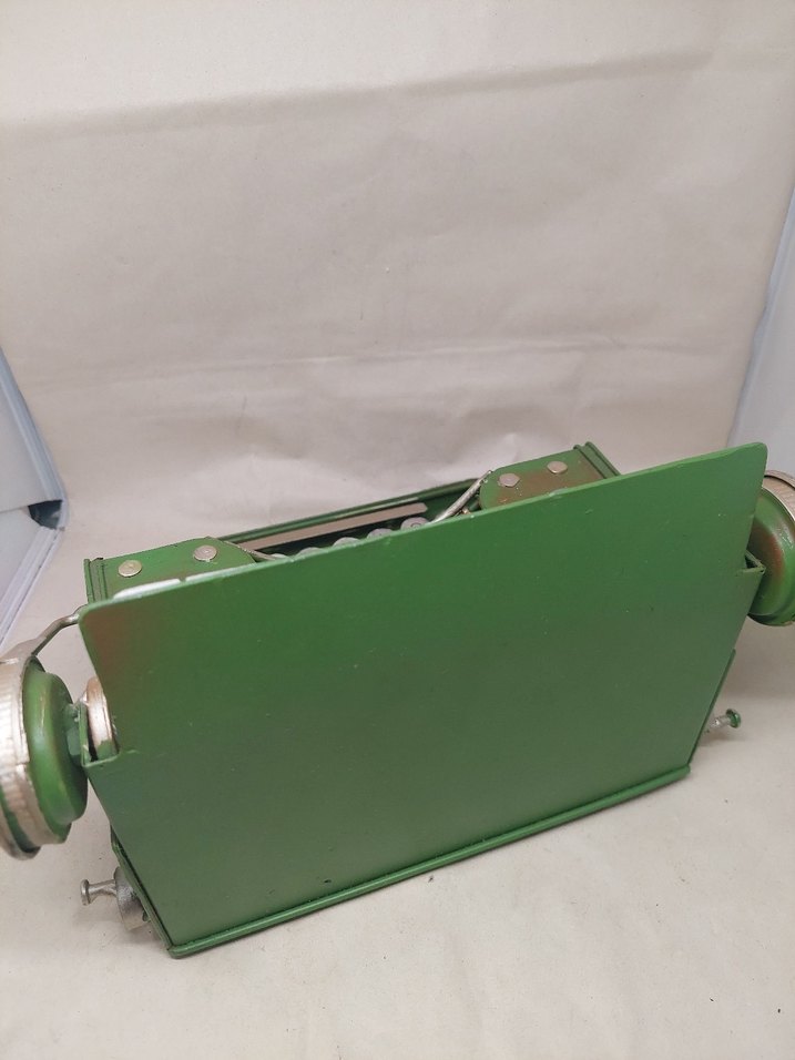 Renkli Haki Eski Daktilo Dekoru - Görsel 5