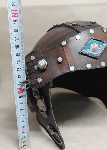 Kahverengi Deri Punk Motosiklet Kaskı dekor - Görsel 2