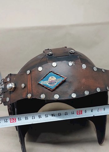 Kahverengi Deri Punk Motosiklet Kaskı dekor - Görsel 4