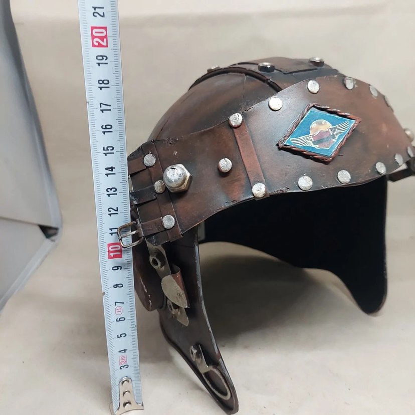 Kahverengi Deri Punk Motosiklet Kaskı dekor - Görsel 2