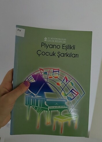 Piyano eşlikli çocuk şarkıları