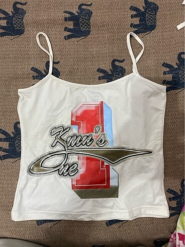Askili beyaz, desenli tshirt