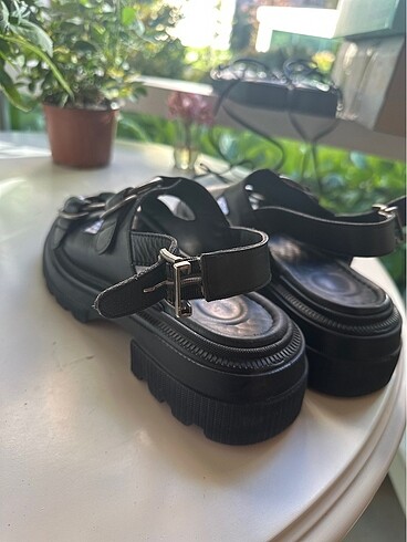 38 Beden İnci sandalet