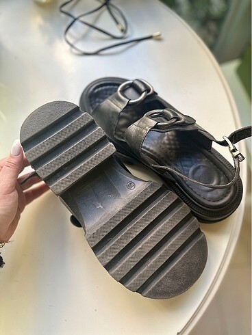 38 Beden siyah Renk İnci sandalet