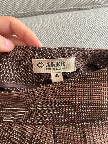 m Beden kahverengi Renk AKER Limited Edition Kumaş Pantolon ? 38 Beden