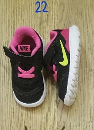 nike spor ayakkabi