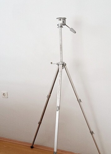 Tripod 