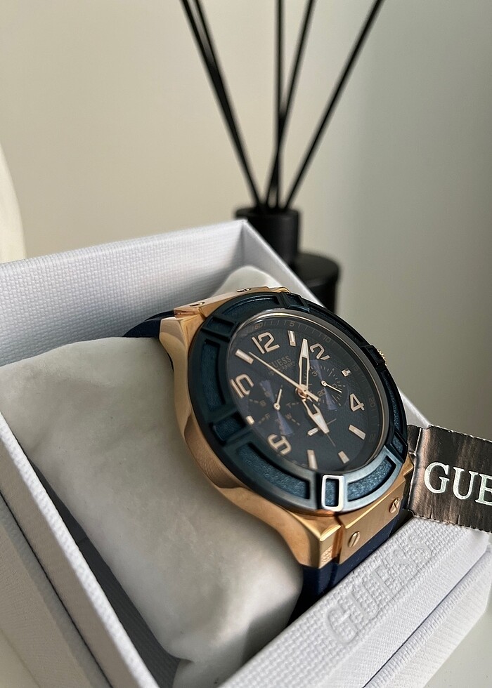 Guess GUW0247G3 model erkek kol saati. - Görsel 4