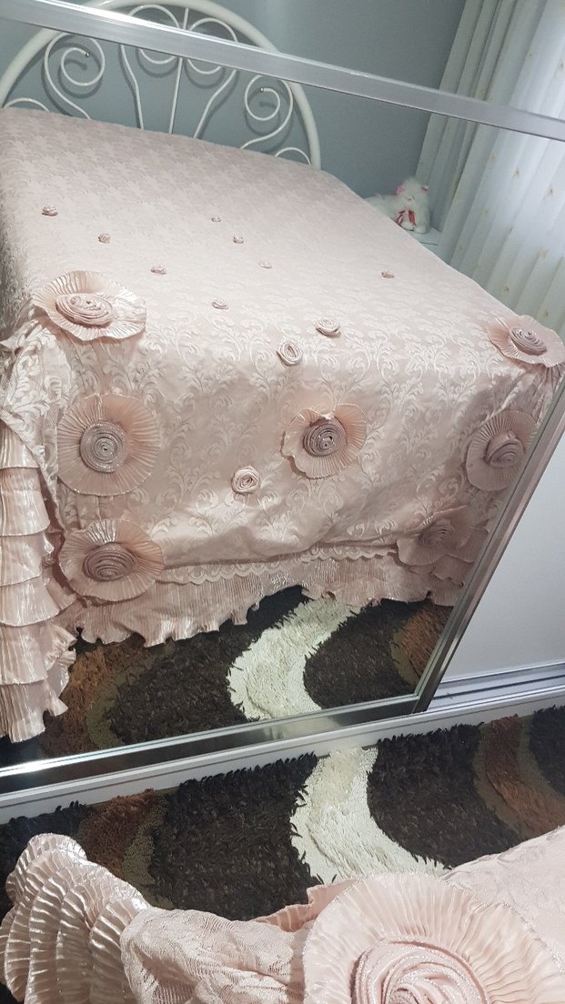 Nakışlı Pastel Pembe Yatak Örtüsü - Görsel 2