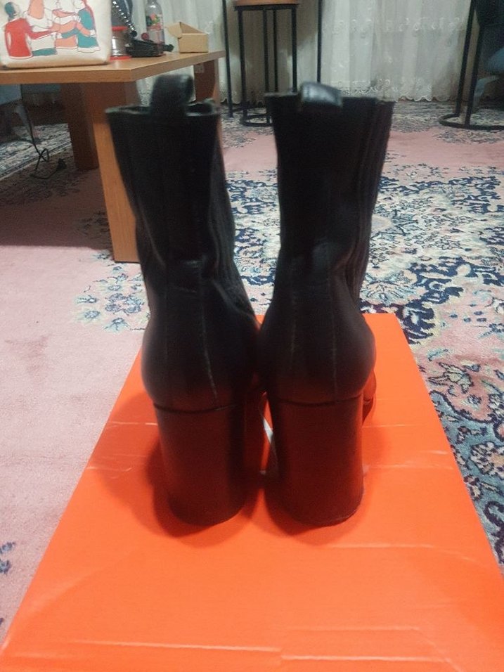 Kahverengi Deri Tokalı Kadın Topuklu Bot - Görsel 2