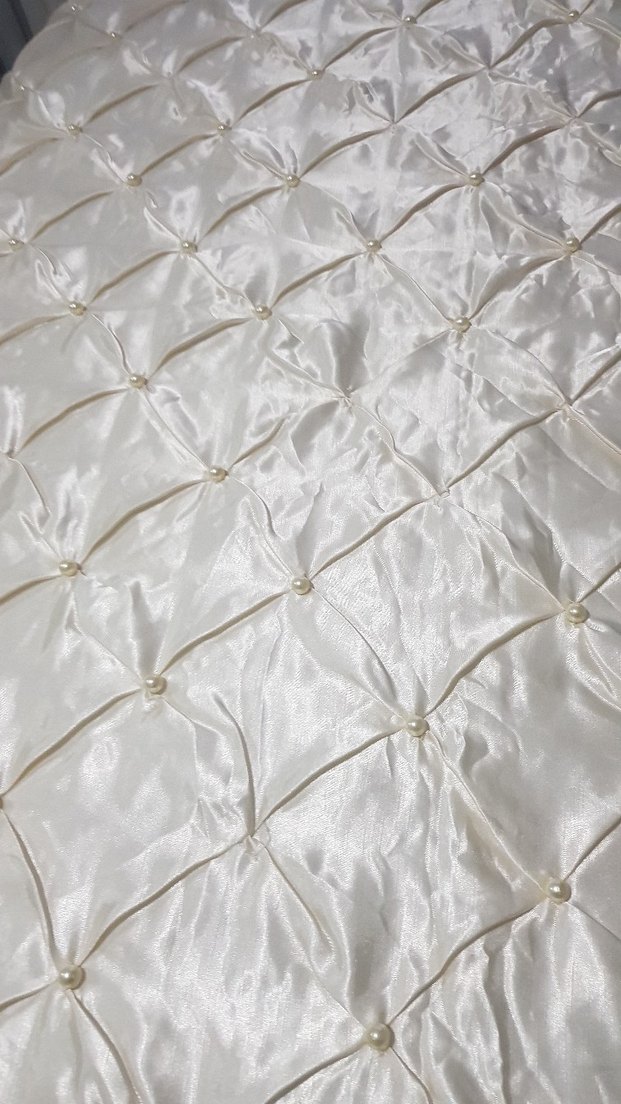 Parlak Krem Düz Yatak Örtüsü - Görsel 4