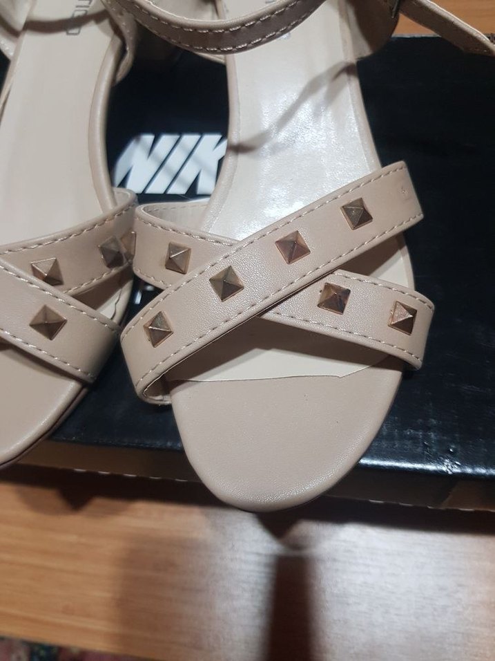 Bej Tokalı Kadın Topuklu Sandalet - Görsel 2