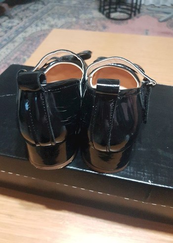 Kız Çocuk Siyah Kemerli Babet - Görsel 2