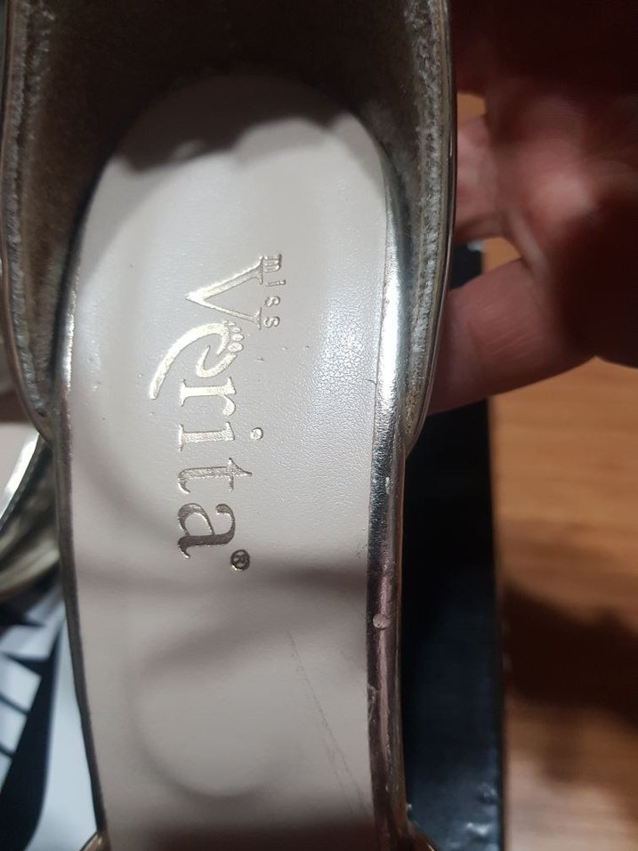 Altın Renkli, Tokalı Stiletto Topuklu Kadın Ayakkabı - Görsel 4