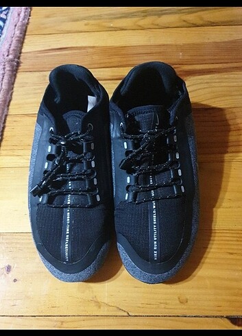 Nike Orjinal Nike bayan spor ayakkabı
