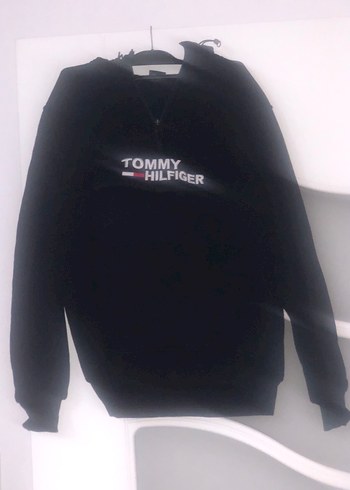 Tommy Hilfiger m