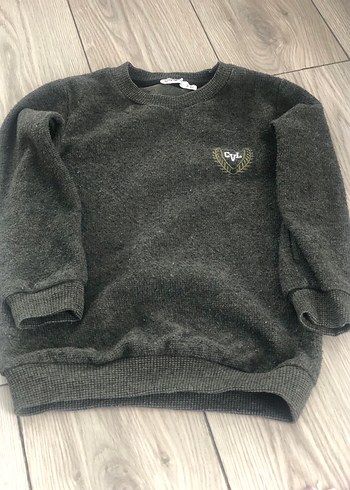 Gri Erkek Çocuk Yün Kazak - Görsel 2