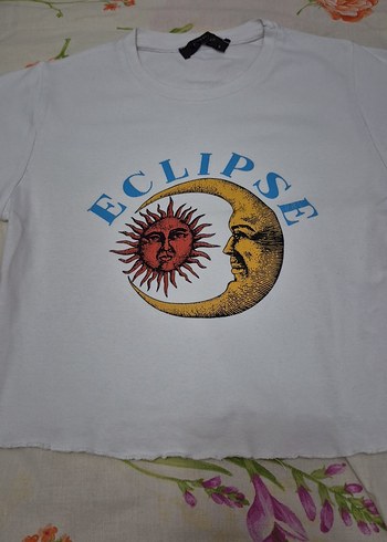 Kız Çocuk Beyaz Baskılı Kısa Kollu Tişört S beden crop tarzı - Görsel 3