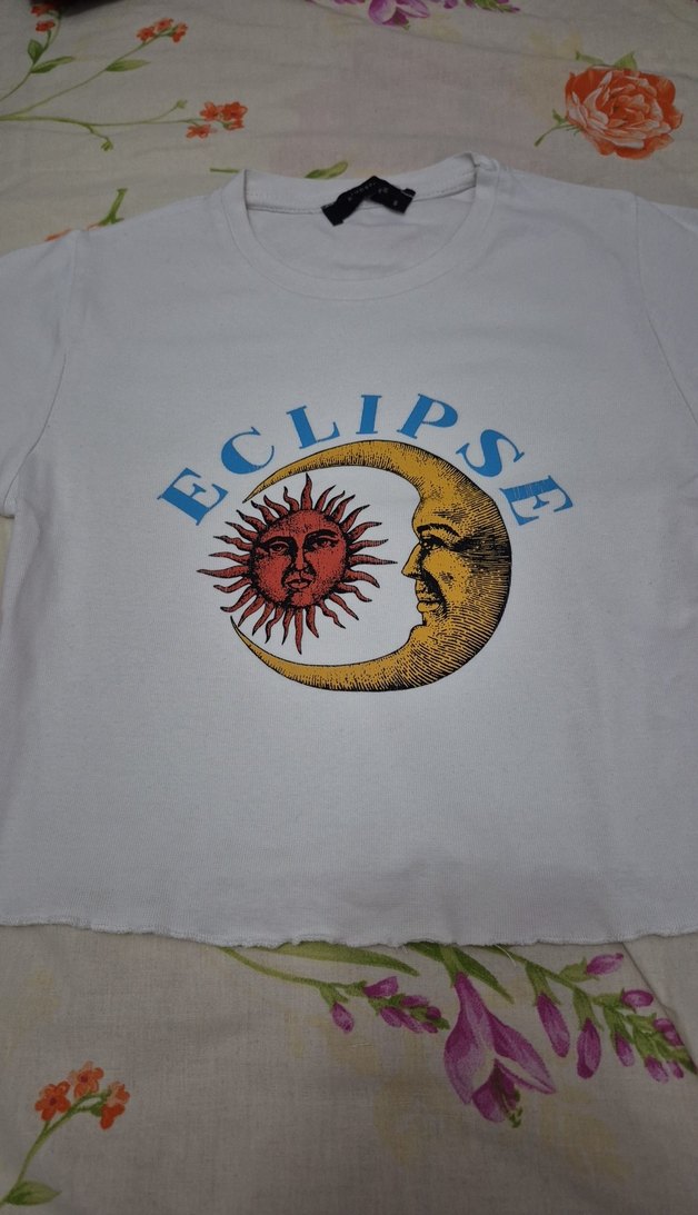 Kız Çocuk Beyaz Baskılı Kısa Kollu Tişört S beden crop tarzı - Görsel 3